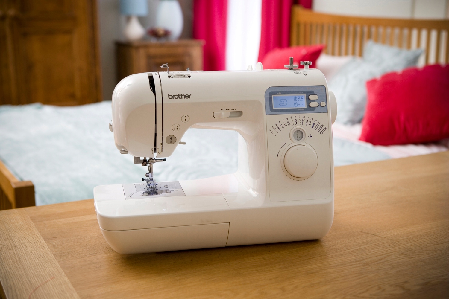 Швейное оборудование и инструменты/Как выбрать хорошую швейную машинку фото