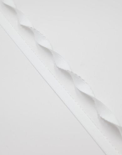 641/15 Резинка отделочная с фестоном Lauma цвет Белый (001) 15 мм от Grasser