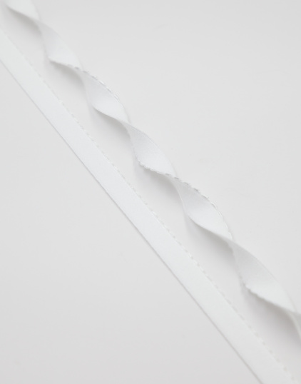641/15-001 Резинка отделочная с фестоном Lauma цвет Белый (001) 15 мм