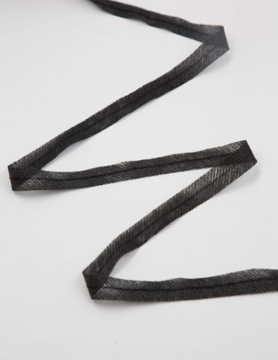 Кромка косая клеевая черная усиленная с прошивкой 15 мм от Grasser
