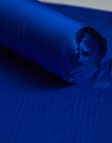 Искусственный шёлк цвет Синий электрик, плотность 130 гр/м2, ширина 150 см от Grasser