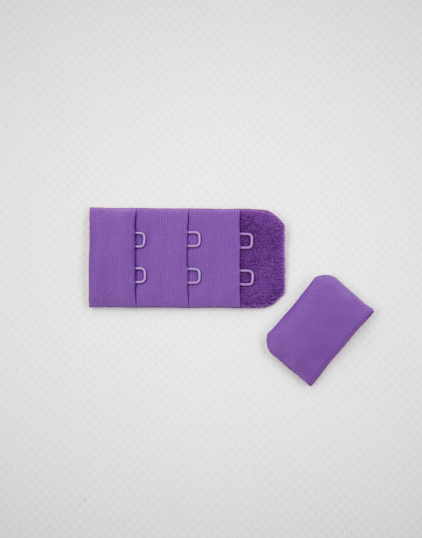 81117 Застёжка (крючок-петля) цвет Фиолетовый на 2 крючка 28 мм