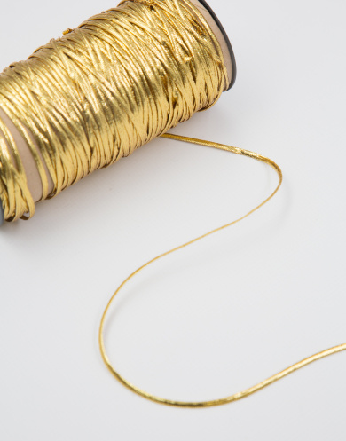 Отделочный плетеный металлизированный шнур Золото ширина 3 мм от Grasser